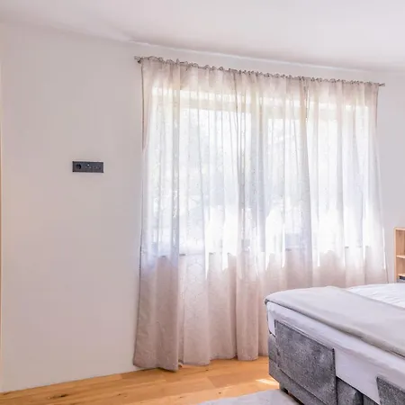 Tanic Hideaway *